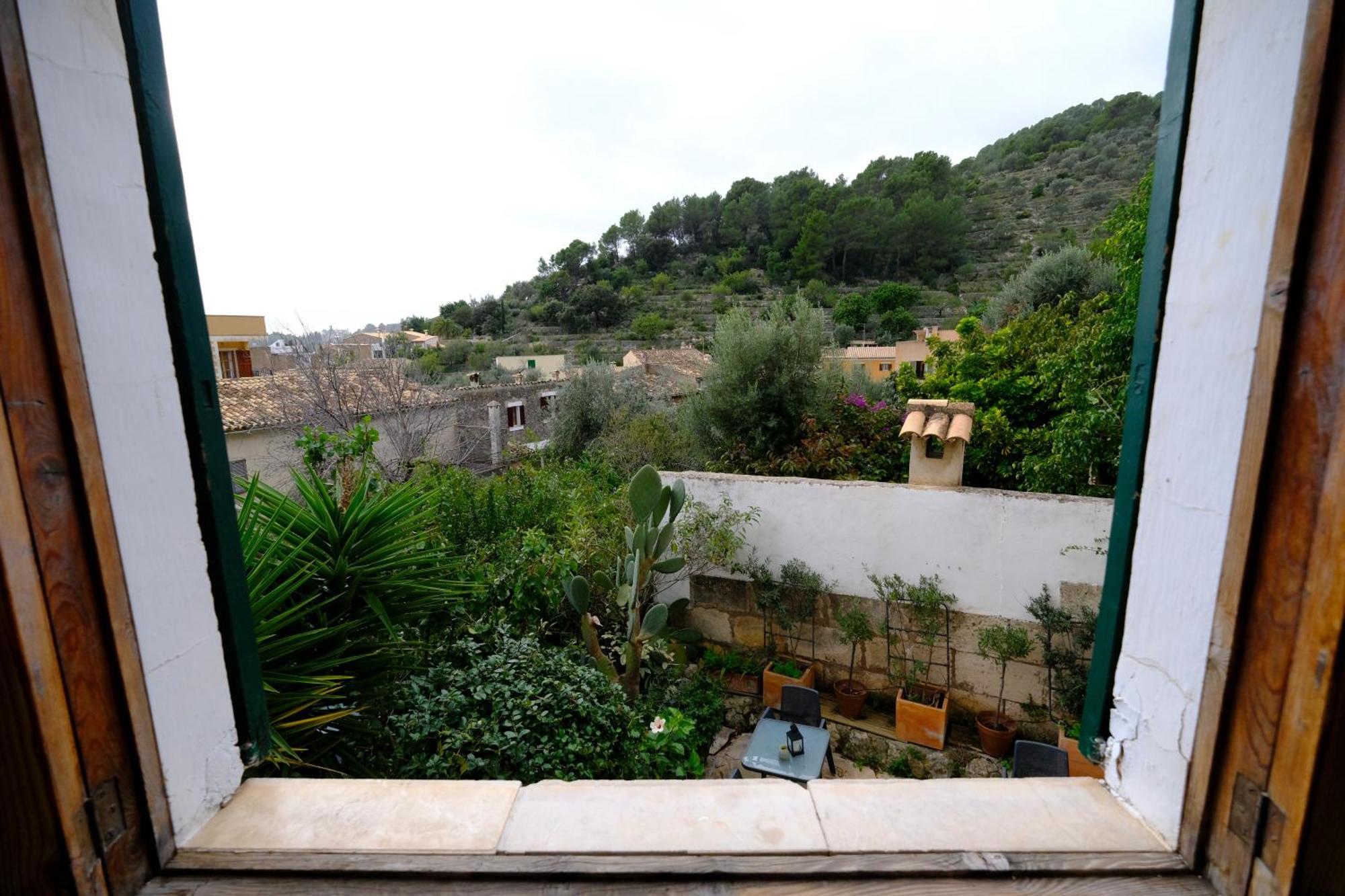 Casa Caimari Guest House, For Mountain Lovers! エクステリア 写真